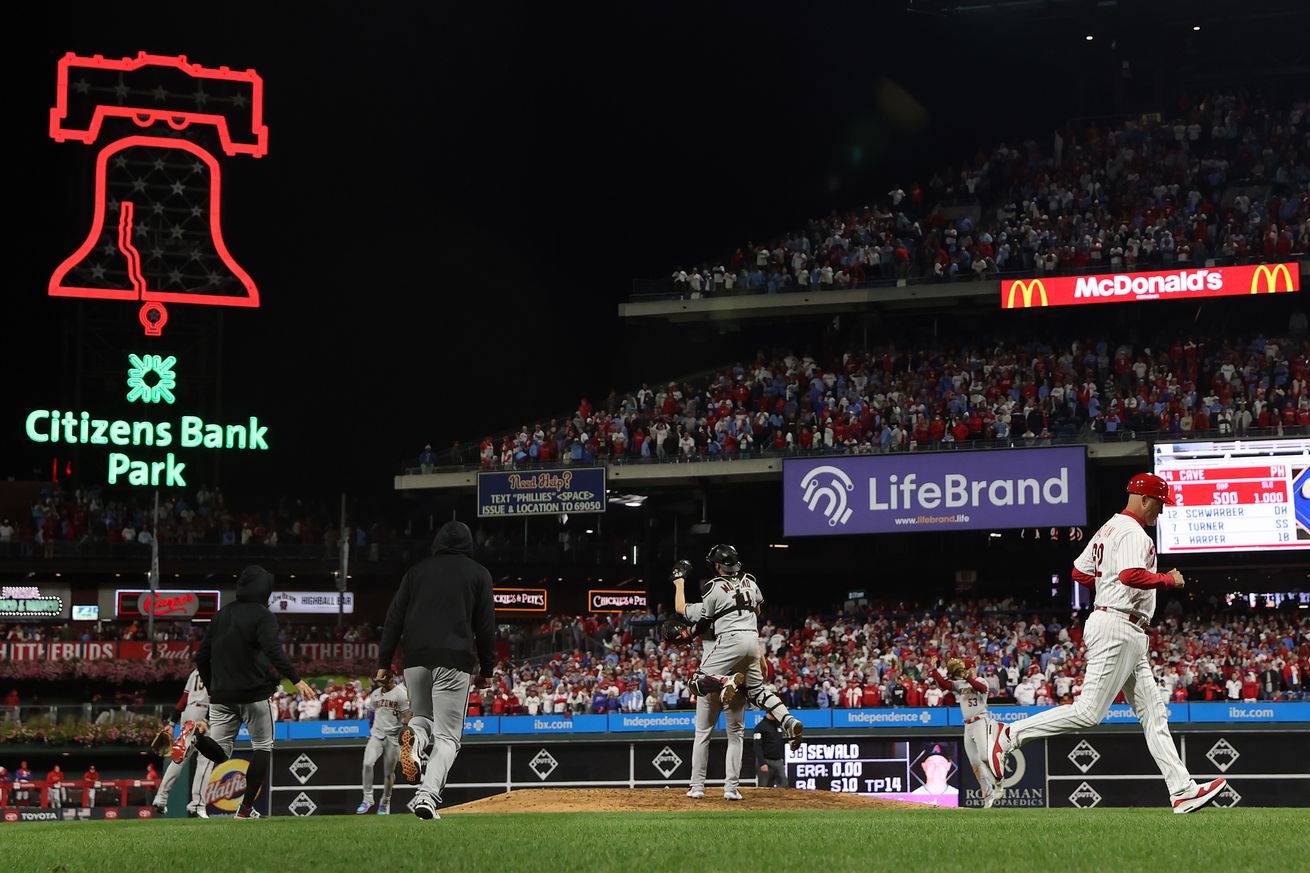 Championship Series - Philadelphia Phillies v Arizona Diamondbacks - Game Seven