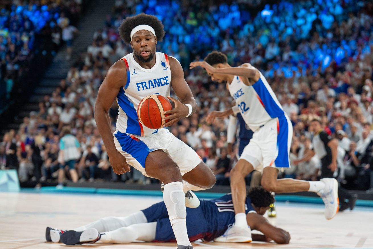 Basketball - Olympic Games Paris 2024: Day 15