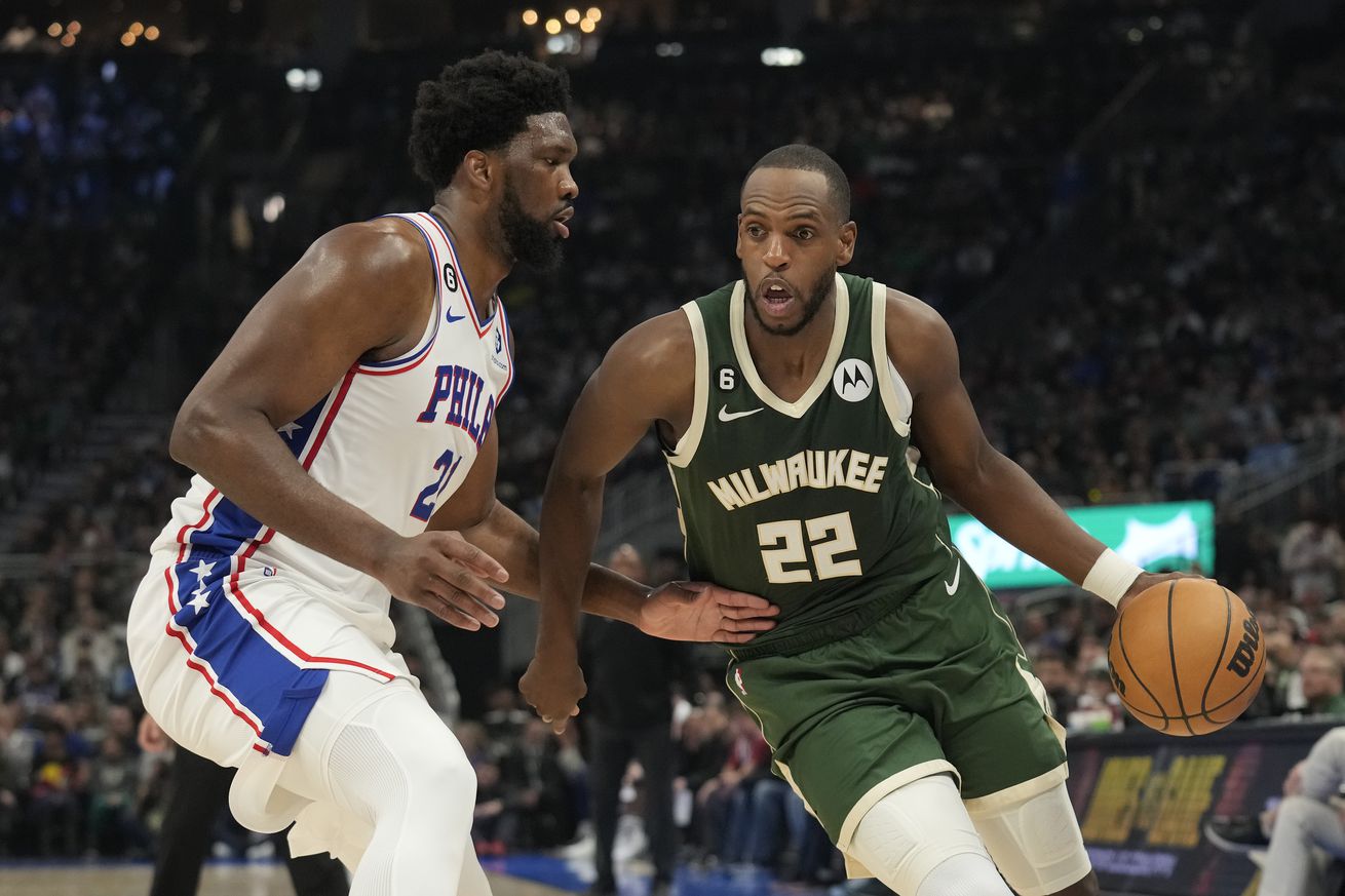 Philadelphia 76ers v Milwaukee Bucks