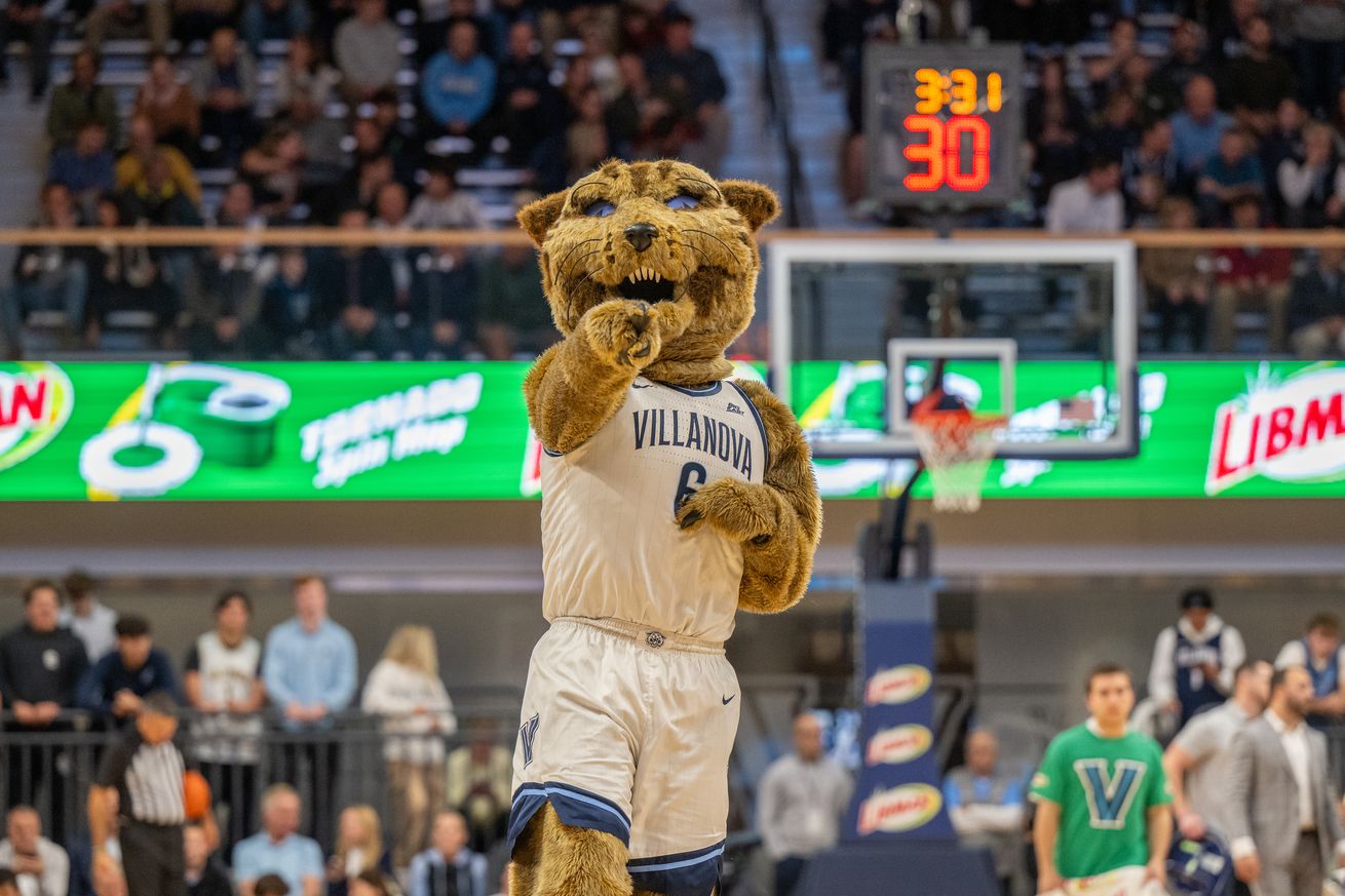 COLLEGE BASKETBALL: NOV 19 Penn at Villanova