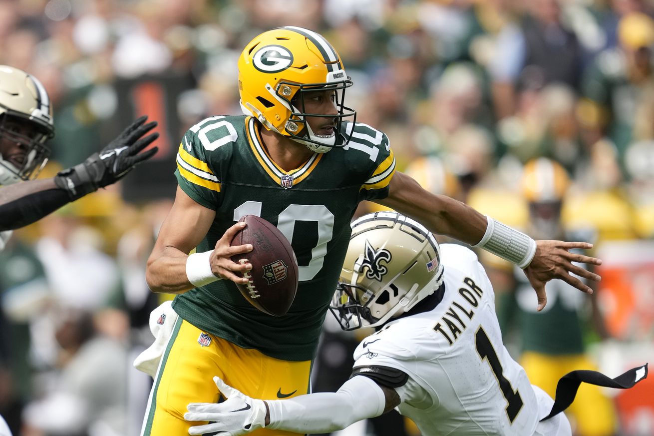 New Orleans Saints v Green Bay Packers