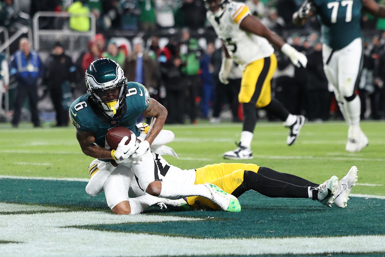 Pittsburgh Steelers v Philadelphia Eagles