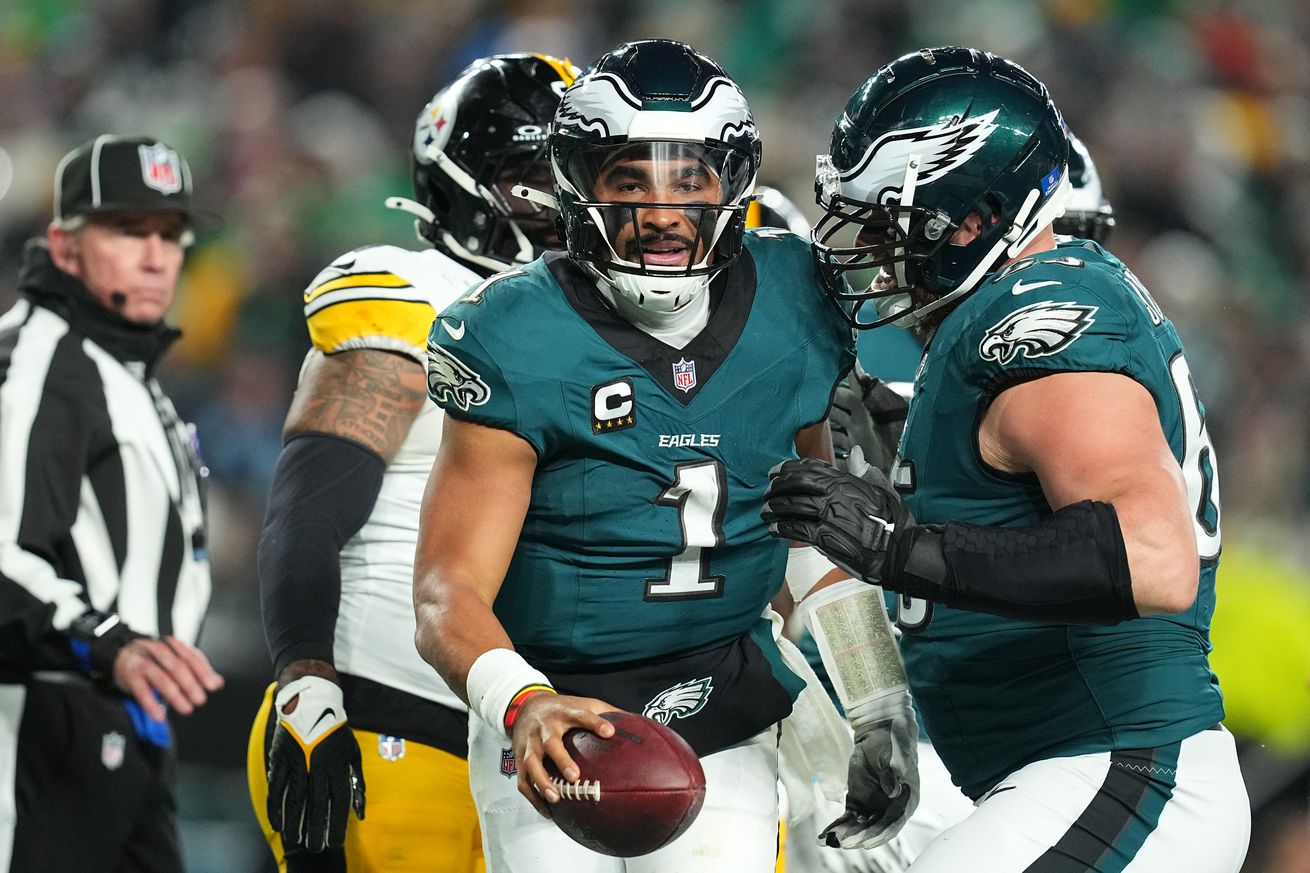 Pittsburgh Steelers v Philadelphia Eagles