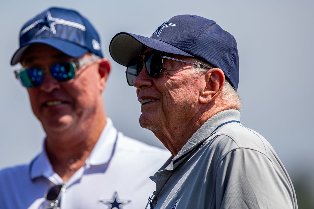 NFL: Dallas Cowboys Training Camp